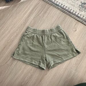 Aerie Suns Out Short
